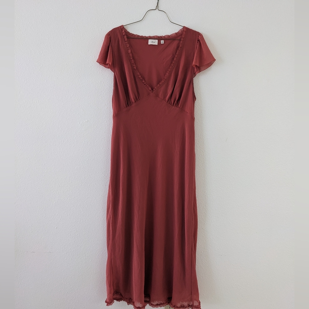 Aritzia Wilfred Camelot Cap Sleeve Chiffon Midi Dress in Rosy Red | XL